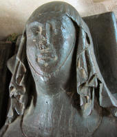 Woodford St Mary the Virgin Walter Trayli 1290 and wife Eleanor 1316